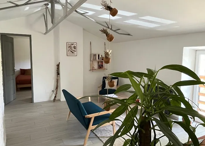 Gasthuis Hozho Tempo -sous Les Toits, Espace Loft Ecofriendly & Slowlife Avec Petit-dejeuner Grézet-Cavagnan